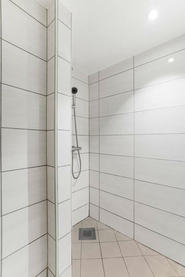Amazing, Central House With Big Private Balcony Bergen Luaran gambar