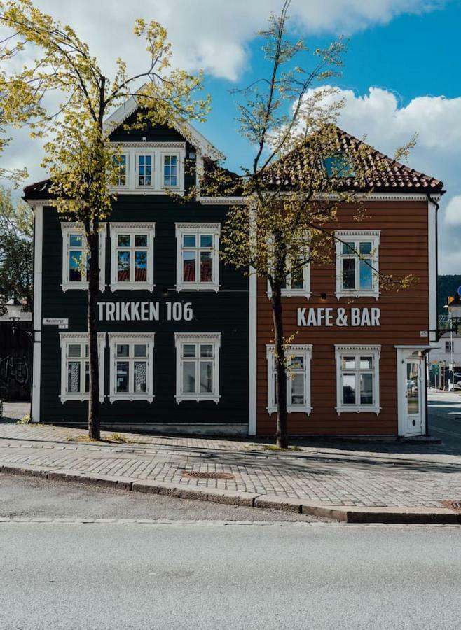 Amazing, Central House With Big Private Balcony Bergen Luaran gambar